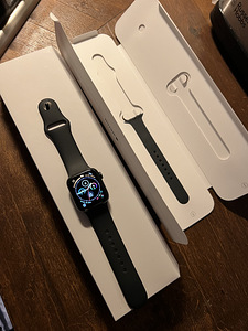 Apple watch 6, 40mm (2 foto / 2)