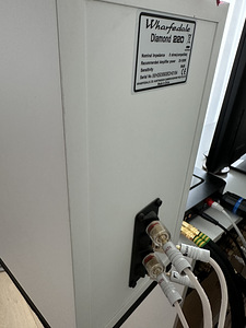Wharfedale Diamond 220 (3 foto / 3)