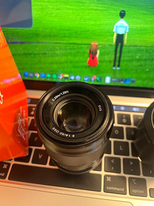 Sony E 50mm f/1.8 OSS (2 foto / 3)