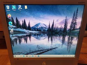 Samsung SyncMaster 931 MP (9 фото из 10)