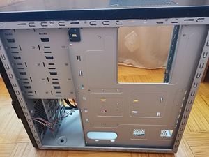 Кулер Master Gladiator 600 ATX (4 фото из 10)