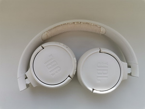 JBL Tune 500bt (4 фото из 8)