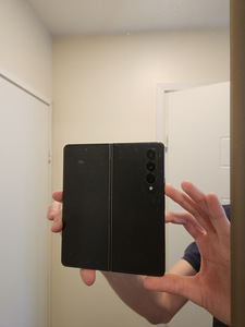 Fold 4 Samsung Galaxy (2 фото из 2)