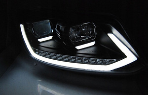 VW Tourani esituled (2 foto / 4)
