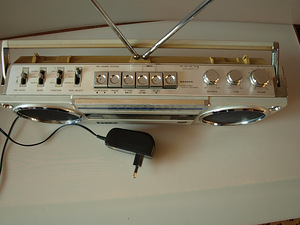 Sanyo M7750K Mini Boombox (3 foto / 4)