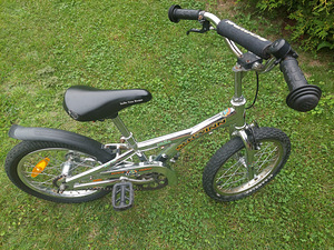 Детский велосипед SCHWINN 16 дюймов (1 фото из 3)