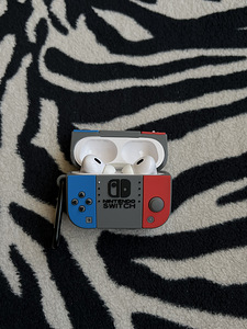 AirPods Pro (2nd generation) (1 foto / 4)