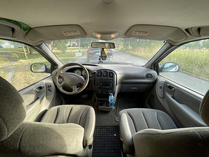 Chrysler voyager (2 фото из 11)