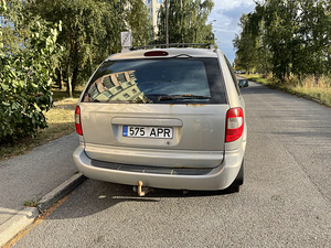 Chrysler voyager (5 фото из 11)