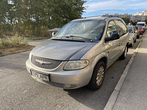 Chrysler voyager (11 фото из 11)