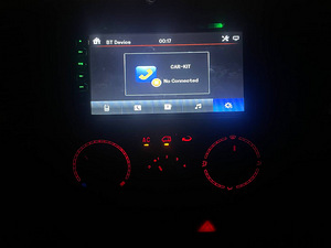 VOLKSWAGEN CARAVELLE (14 foto / 15)