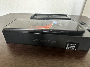 Samsung Galaxy Flip 4 128GB black UUS (5 foto / 8)