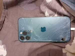iPhone 12 про макс (2 фото из 2)