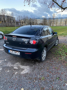 Mazda 3. 1,6. 77kW. 2007. (5 foto / 10)