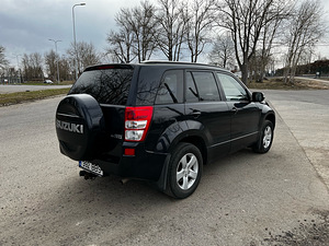 Suzuki Grand Vitara 2.0 103kW (4 foto / 11)