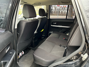 Suzuki Grand Vitara 2.0 103kW (10 foto / 11)