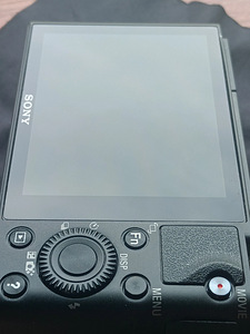 Sony RX100 (2 foto / 4)