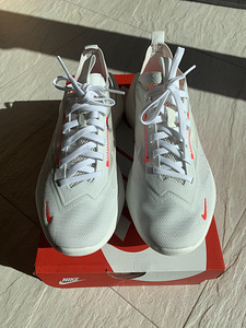 NEW NIKE VISTA LITE 38.5 (3 foto / 6)