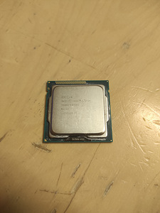Intel core i5-3330 SPORQ 3 GHz (1 foto / 2)