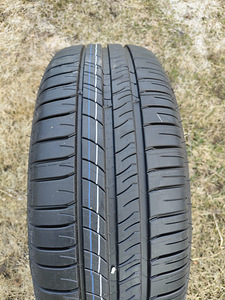 Запаска Michelin (2 фото из 6)