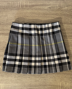 Burberry (2 foto / 4)