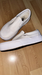 Vans кеды (2 фото из 4)