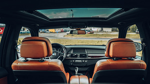 BMW X5 XDrive 35D (7 foto / 15)