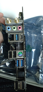 ASRock B550M-ITX/AC AM4 B550 chipset emaplaat (2 foto / 2)