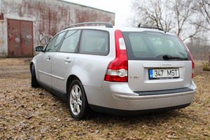 Volvo v50 (6 foto / 10)