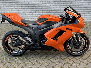 Kawasaki Ninja ZX-6R A2! (7 foto / 9)