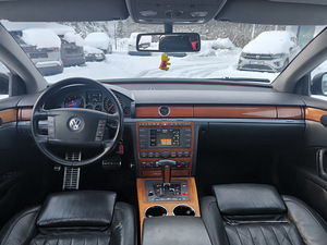 Vahetada 2006 VW Phaeton 3.0TDI (8 foto / 11)