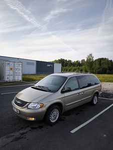 2002 Chrysler Town & Country 3.8i 160kw Limited + LPG gaas, 2002