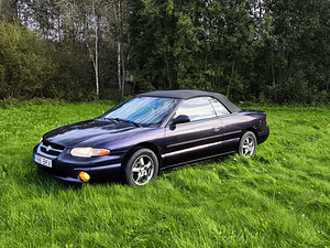 Chrysler Stratus LX Cabrio 2.5i V6 reg.tasuta. (6 foto / 12)