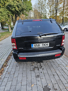 Jeep Grand Cherokee 160kw (2 foto / 10)