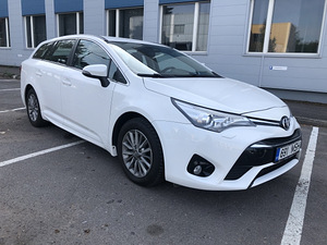 RENT BOLT ODAV SKODA OCTAVIA TOYOTA AVENSIS COMFORT (5 foto / 6)