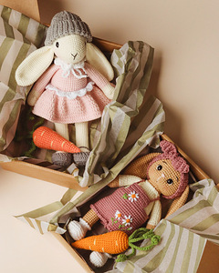 Продам вязаную игрушку Зайка (3 фото из 3)