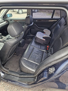 BMW 320d 110kw мануал (7 фото из 10)