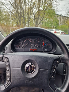 BMW 320d 110kw мануал (6 фото из 10)