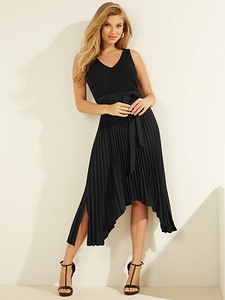 Платье Guess (8 фото из 8)