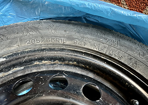 Шины 205/55 r16 шипованные 4шт (VW Sharan) (3 фото из 3)