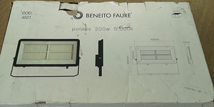 LED valgusti BENEITO 4521, ilmastiku kindel lamp 200w 5000k (2 foto / 2)