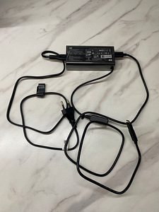 DJI Mavic 2 pro laadimisadapter koos toitekaablitega (1 foto / 1)
