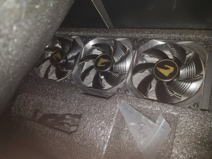 AORUS GeForce RTX 3090 Ti XTREME WATERFORCE 24G (3 фото из 5)