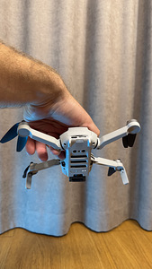 DJI Mini 2 Fly More Combo (4 фото из 8)