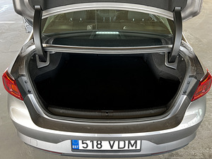 Renault Talisman (11 фото из 15)
