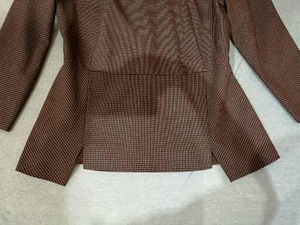 Женская одежда (2 фото из 10)