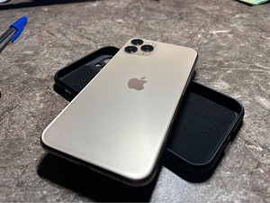 iPhone 11 Pro 64GB Gold (3 foto / 5)