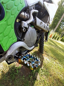 Kawasaki KX250F 2015 (4 фото из 6)