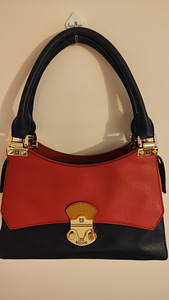 Kott Love Moschino (1 foto / 4)
