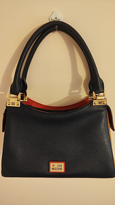 Kott Love Moschino (2 foto / 4)